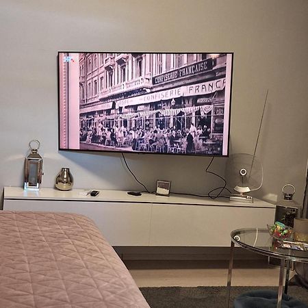 Apartment Apex Penthouse Self Check-In カルロヴァッツ エクステリア 写真