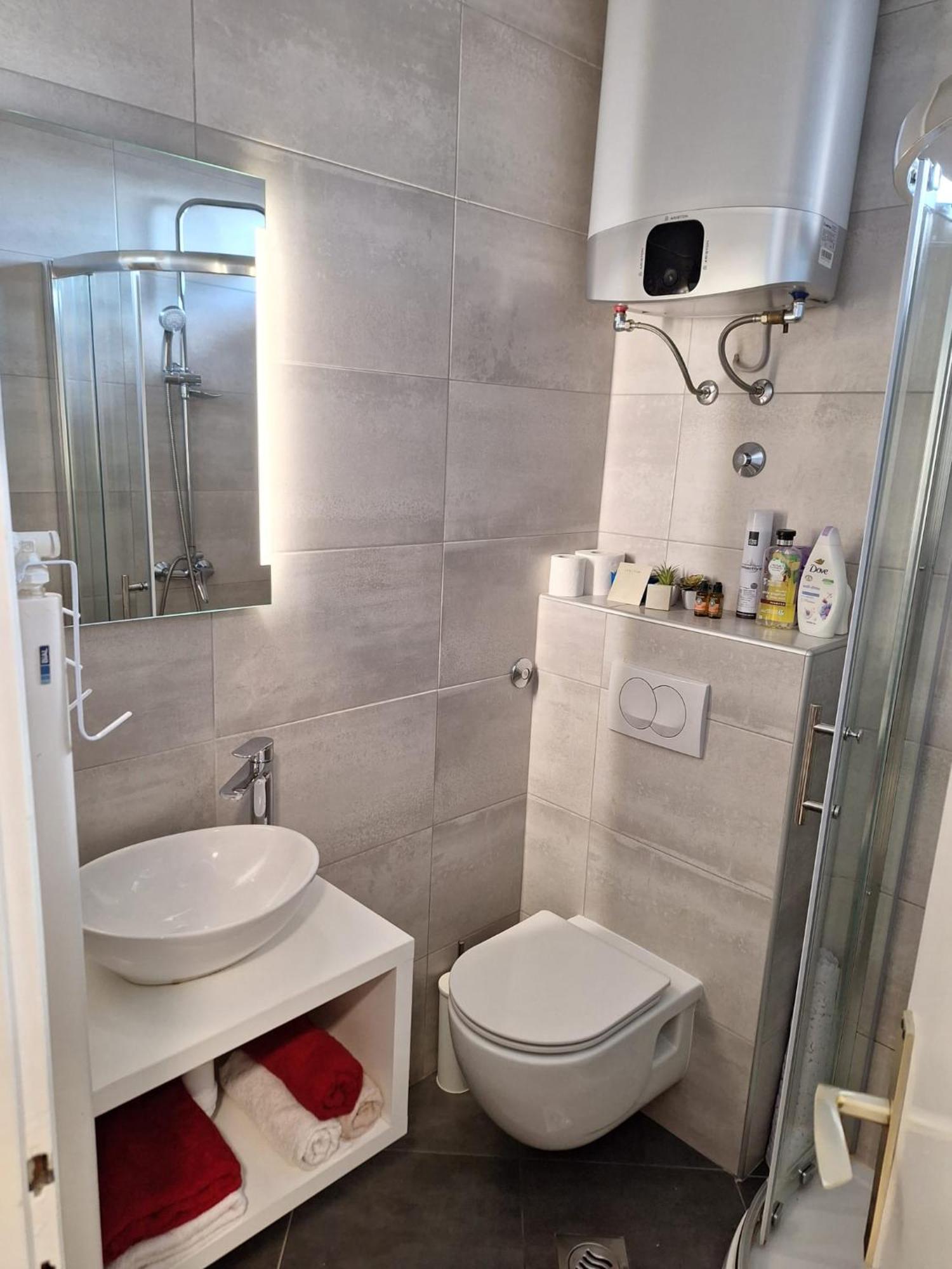 Apartment Apex Penthouse Self Check-In カルロヴァッツ エクステリア 写真