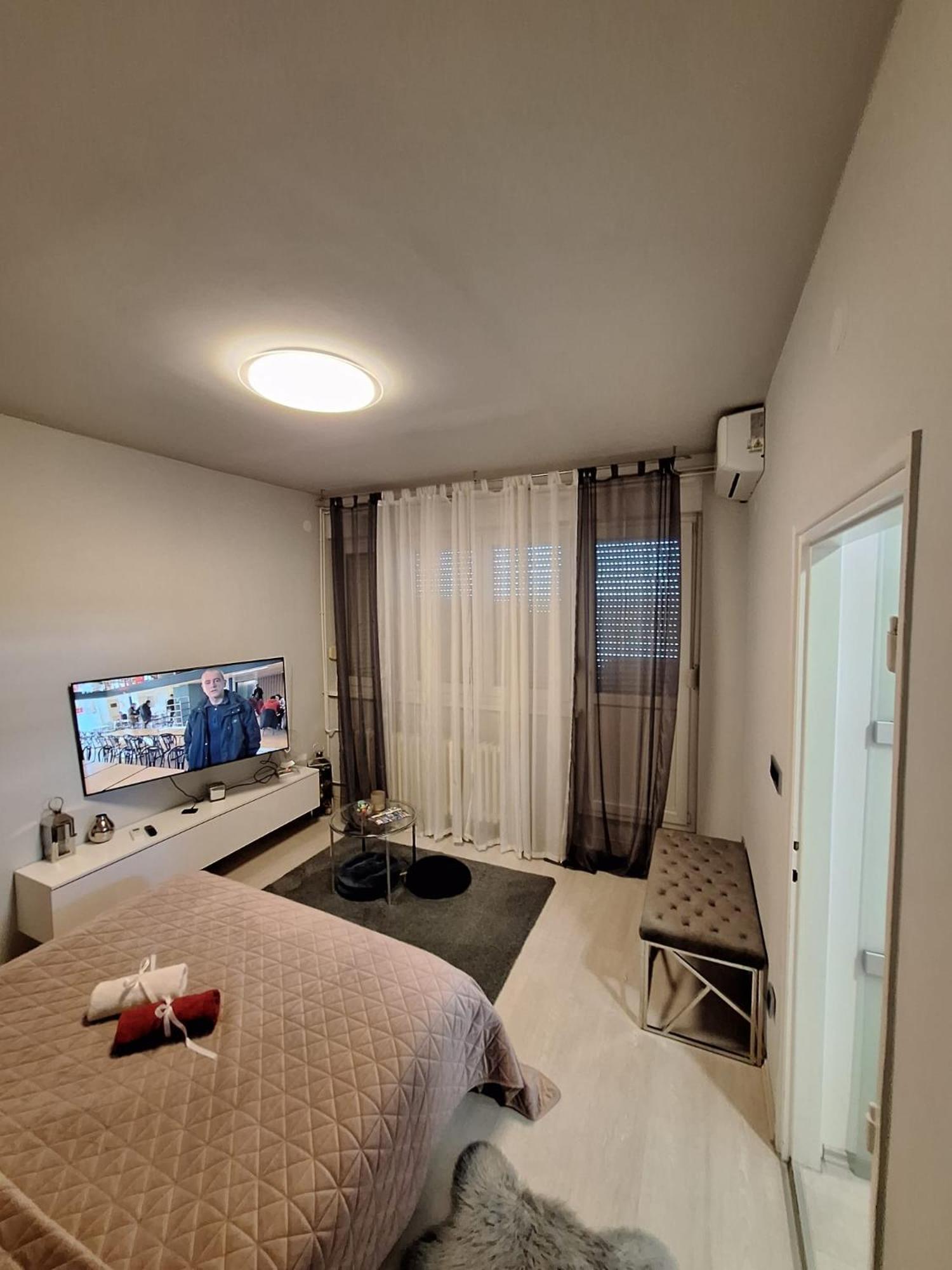 Apartment Apex Penthouse Self Check-In カルロヴァッツ エクステリア 写真