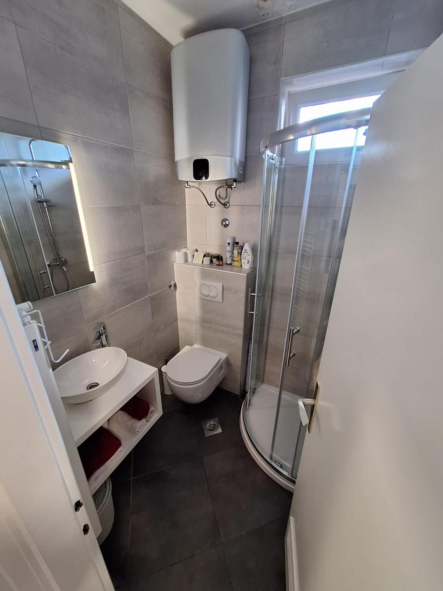 Apartment Apex Penthouse Self Check-In カルロヴァッツ エクステリア 写真